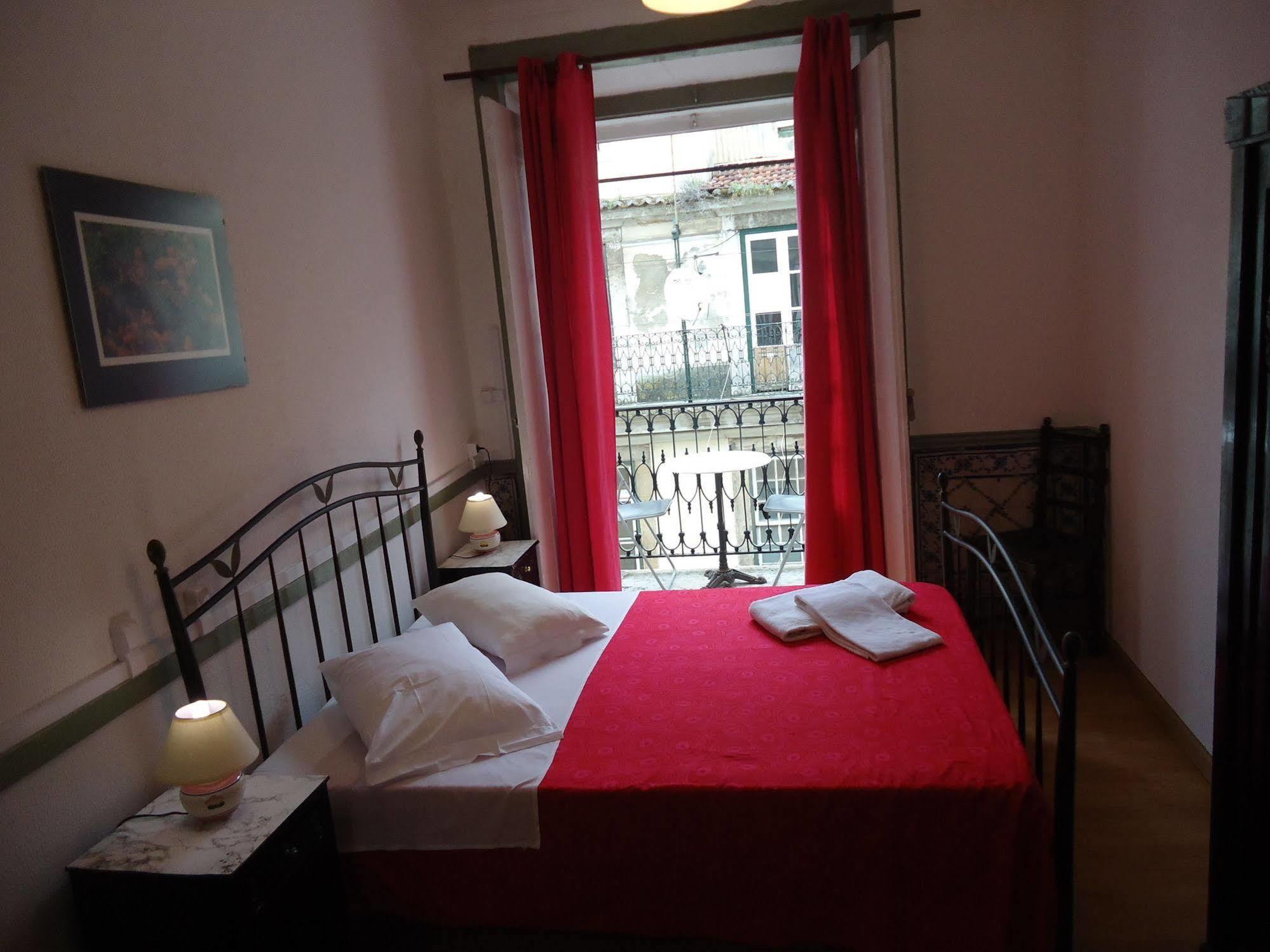 New Aljubarrota Guest House Lisboa Extérieur photo