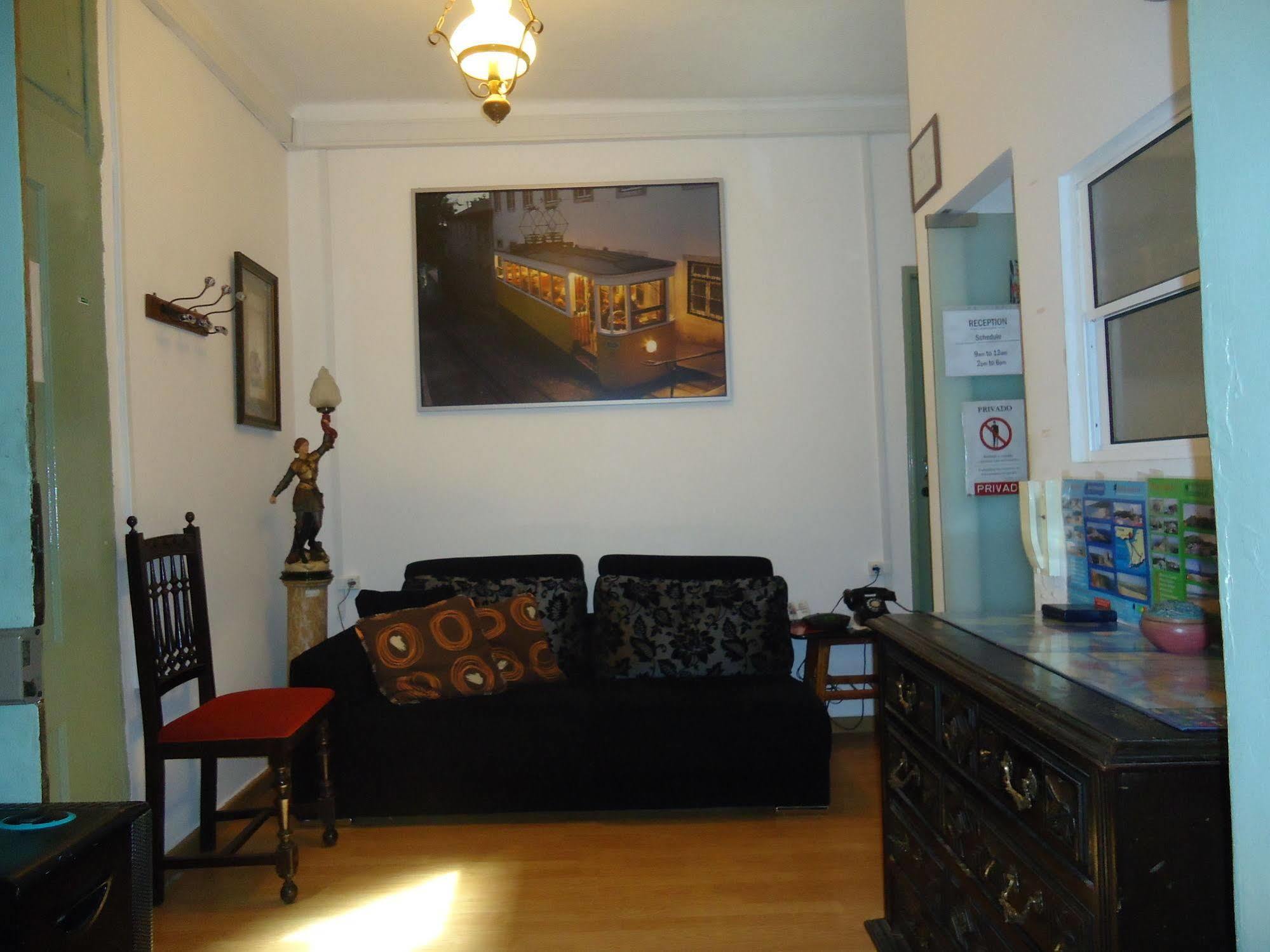 New Aljubarrota Guest House Lisboa Extérieur photo